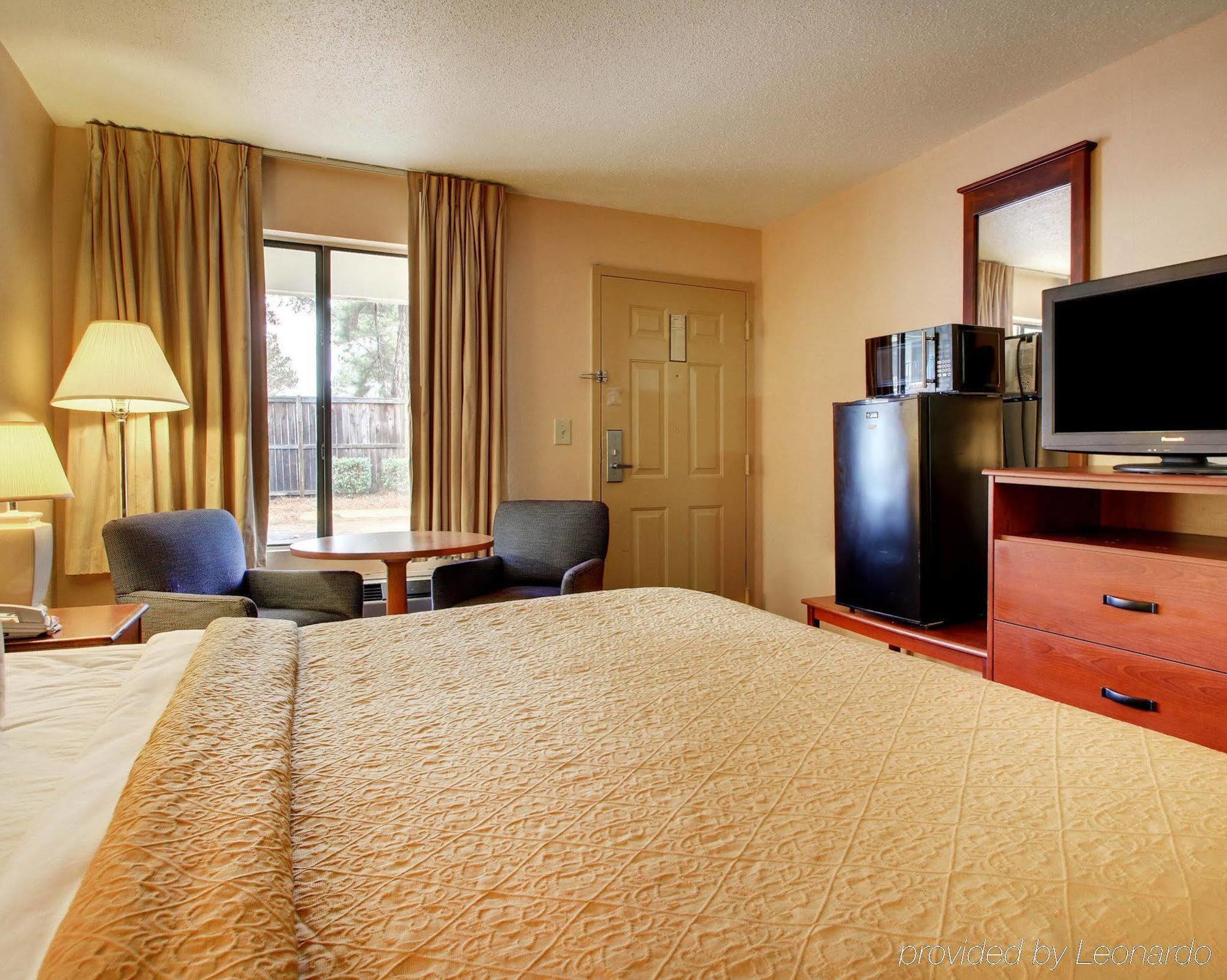 Econo Lodge North 里奇兰 外观 照片